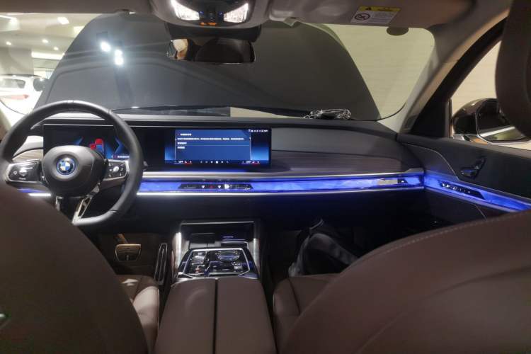 Used BMW i7 2023 eDrive50L Leading M Sport Package Audio And AC Panel