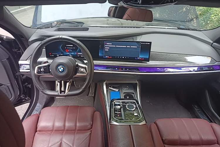 Used BMW i7 2023 eDrive50L Prestige M Sport Package Center Console