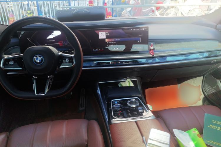 Used BMW i7 2023 eDrive50L Prestige M Sport Package Center Console