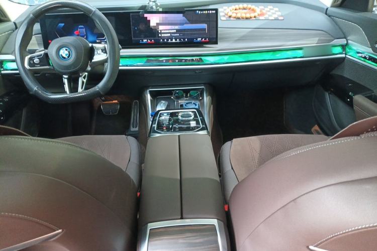 Used BMW i7 2023 eDrive50L Leading M Sport Package Center Console