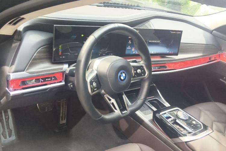 Used BMW i7 2023 eDrive50L Leading M Sport Package Center Console