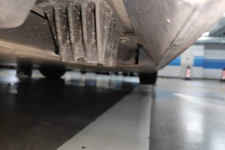 Used BMW i7 2023 xDrive60L Luxury Package Chassis Rear Right