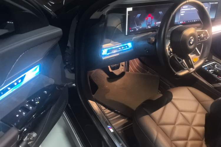 Used BMW i7 2023 eDrive50L Leading M Sport Package Driver Seat