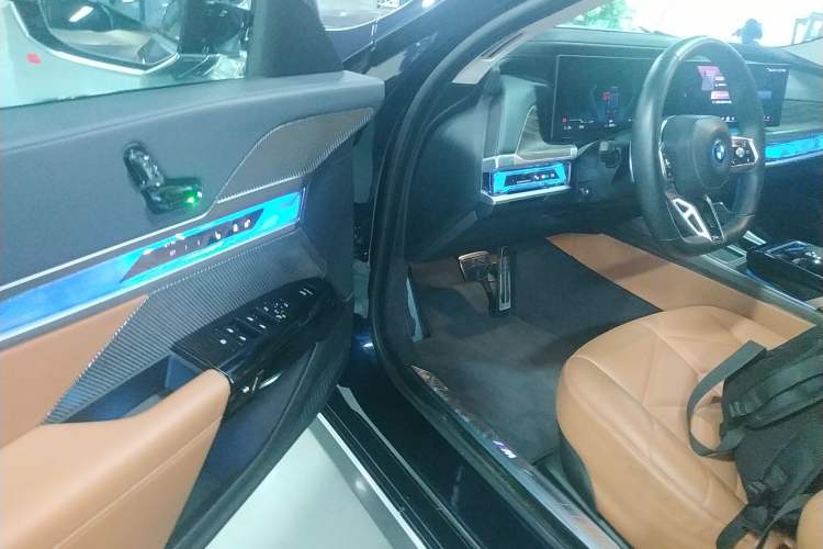 Used BMW i7 2023 eDrive50L Leading M Sport Package Driver Seat
