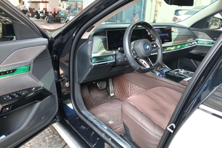 Used BMW i7 2023 eDrive50L Leading M Sport Package Driver Seat