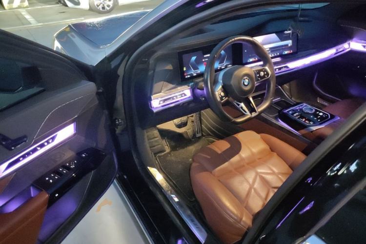 Used BMW i7 2023 eDrive50L Prestige M Sport Package Driver Seat