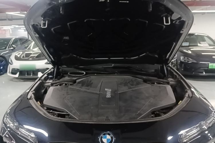Used BMW i7 2023 eDrive50L Prestige M Sport Package Engine Bay