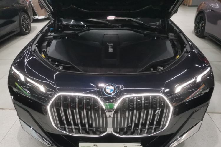Used BMW i7 2023 eDrive50L Leading M Sport Package Engine Bay