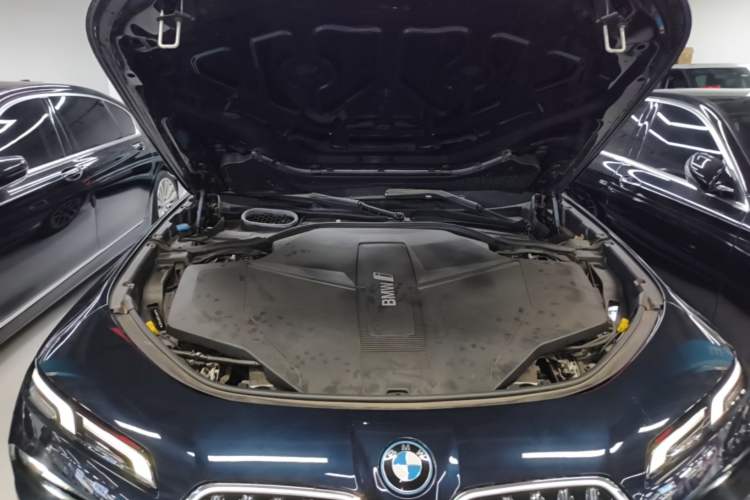 Used BMW i7 2023 eDrive50L Leading M Sport Package Engine Bay