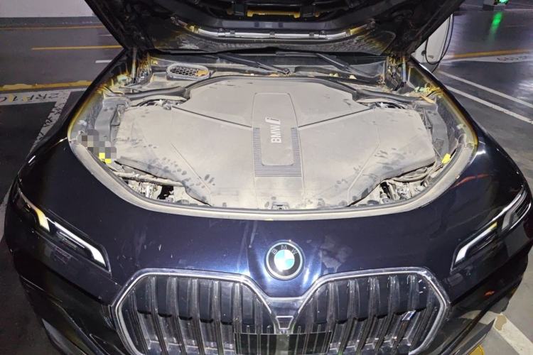 Used BMW i7 2023 eDrive50L Leading M Sport Package Engine Bay