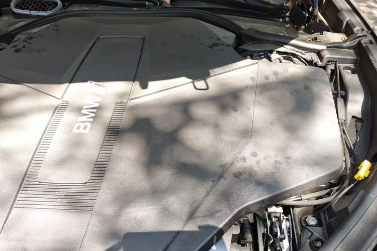 Used BMW i7 2023 eDrive50L Prestige M Sport Package Engine Bay Left