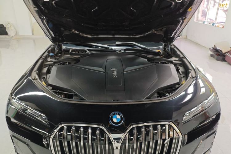 Used BMW i7 2023 eDrive50L Prestige M Sport Package Engine Bay