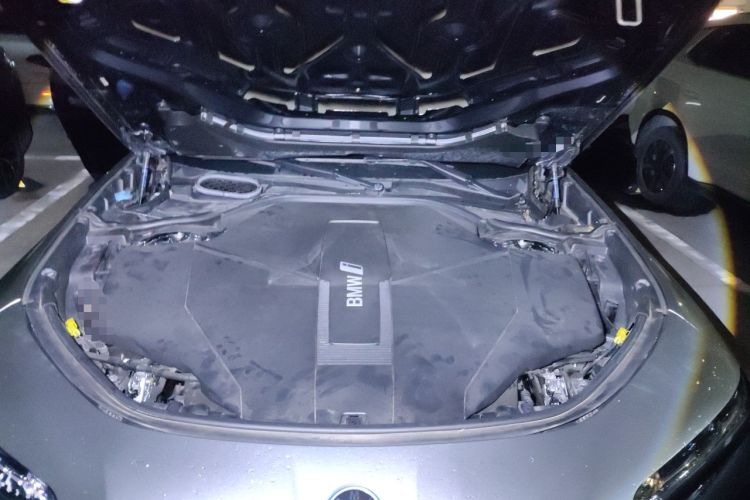 Used BMW i7 2023 eDrive50L Prestige M Sport Package Engine Bay
