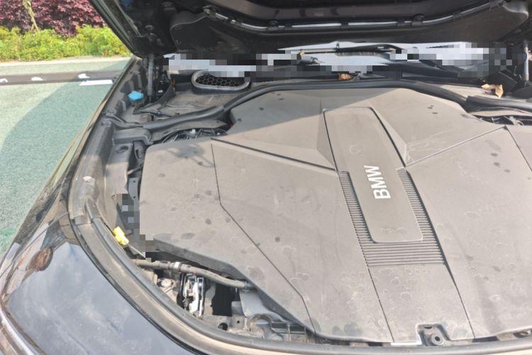 Used BMW i7 2023 eDrive50L Leading M Sport Package Engine Bay Right
