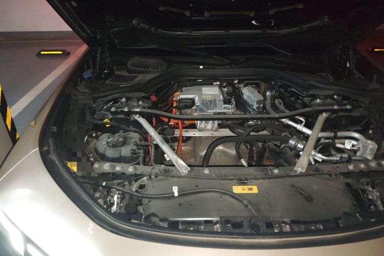 Used BMW i7 2023 eDrive50L Leading M Sport Package Engine Bay Right