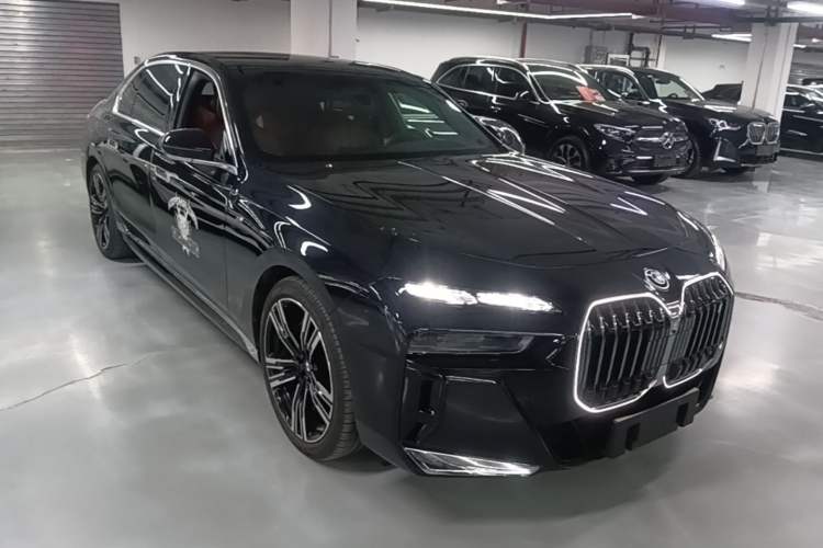 Used BMW i7 2023 eDrive50L Prestige M Sport Package Exterior 1