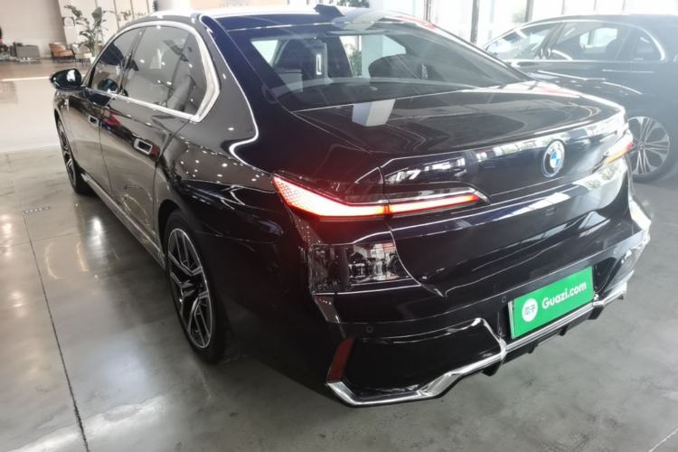 Used BMW i7 2023 eDrive50L Leading M Sport Package Exterior 2