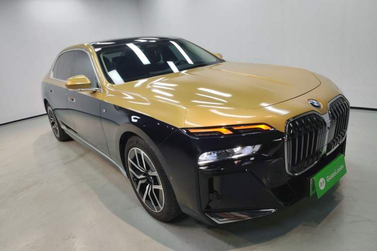Used BMW i7 2023 eDrive50L Leading M Sport Package Exterior 2