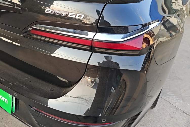 Used BMW i7 2023 eDrive50L Prestige Luxury Package Exterior 3