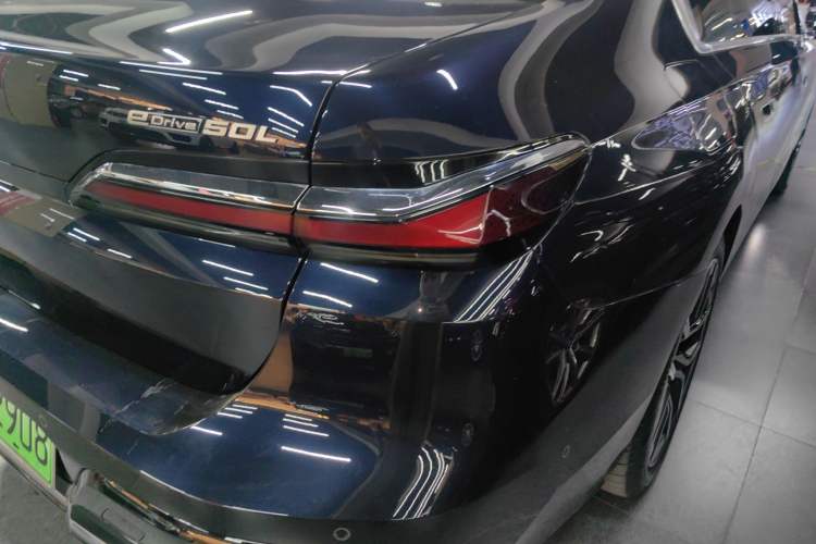 Used BMW i7 2023 eDrive50L Leading M Sport Package Exterior 3