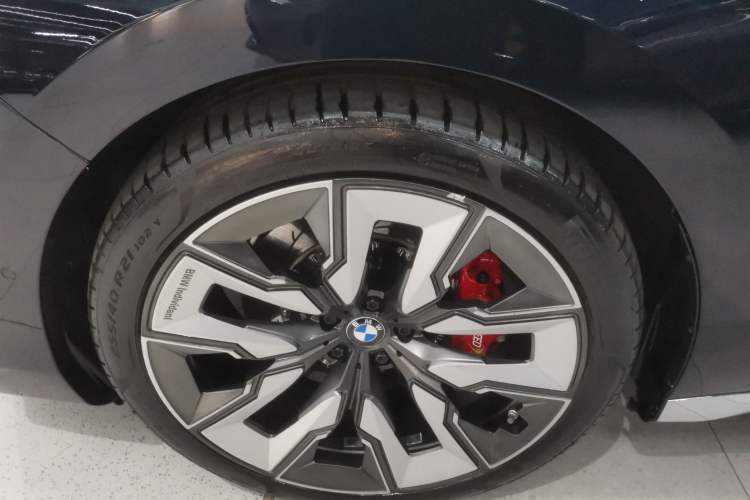 Used BMW i7 2023 eDrive50L Leading M Sport Package Exterior 7