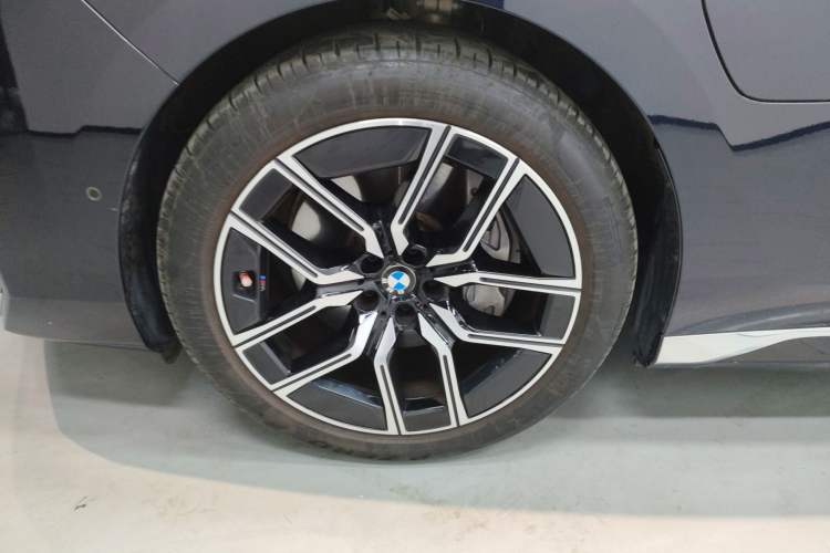 Used BMW i7 2023 eDrive50L Leading M Sport Package Exterior 7