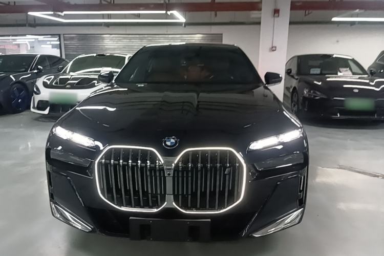 Used BMW i7 2023 eDrive50L Prestige M Sport Package Front