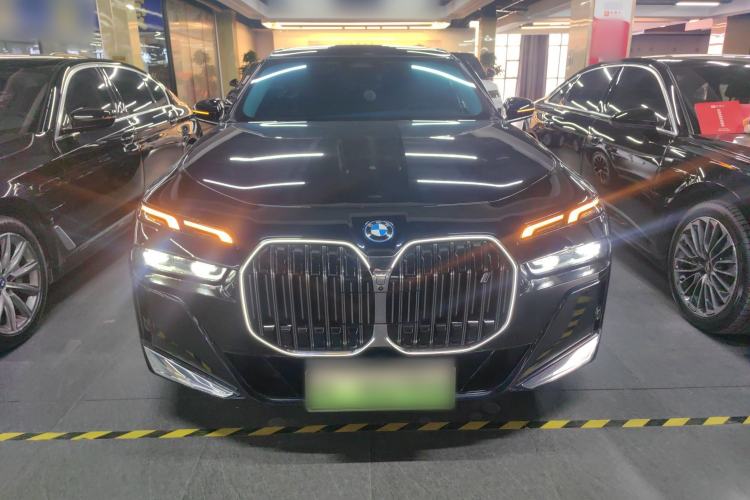Used BMW i7 2023 eDrive50L Leading M Sport Package Front