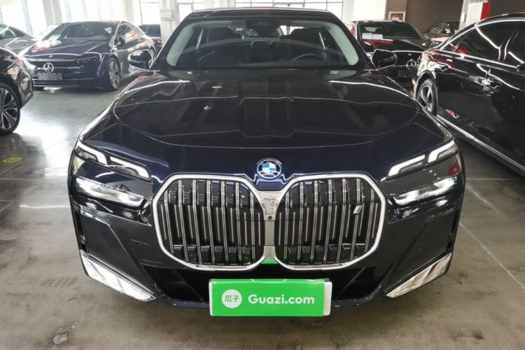 Used BMW i7 2023 eDrive50L Leading M Sport Package Front