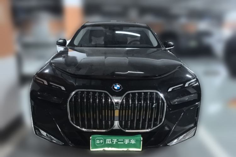 Used BMW i7 2023 eDrive50L Leading M Sport Package Front