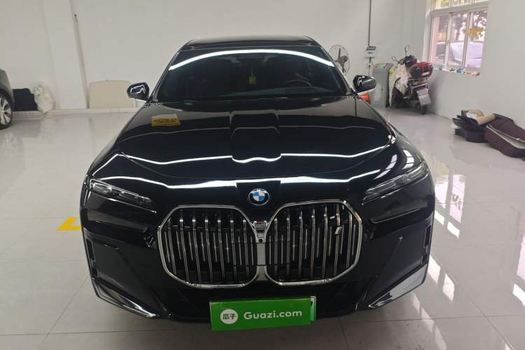 Used BMW i7 2023 eDrive50L Prestige M Sport Package Front