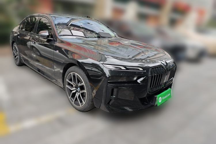 Used BMW i7 2023 eDrive50L Leading M Sport Package Front Right 45 Deg