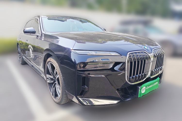 Used BMW i7 2023 eDrive50L Prestige M Sport Package Front Right 45 Deg