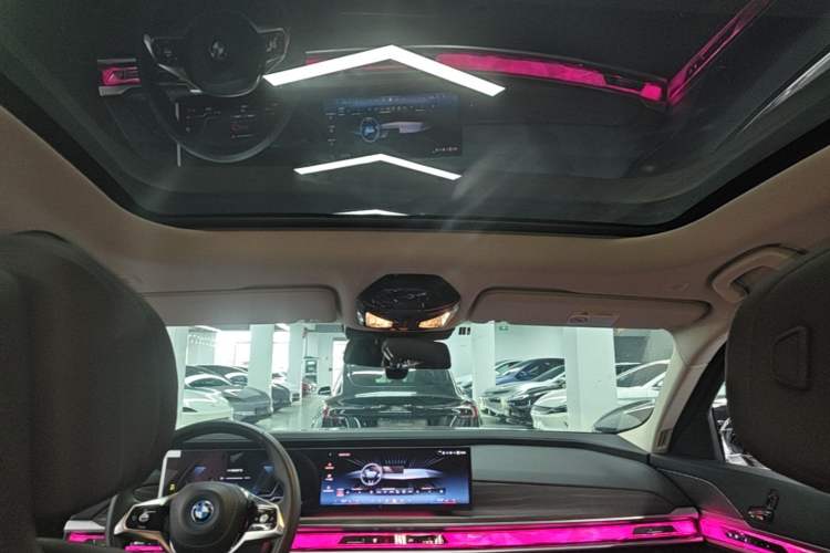 Used BMW i7 2023 eDrive50L Premium Luxury Package Headliner