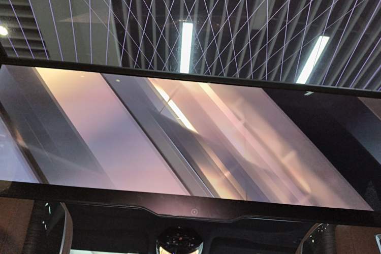 Used BMW i7 2023 xDrive60L Luxury Package Headliner