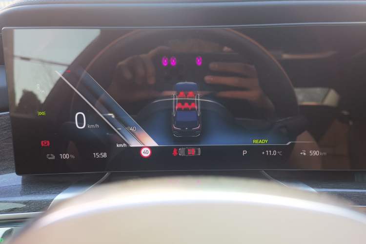 Used BMW i7 2023 eDrive50L Prestige M Sport Package Instrument Cluster