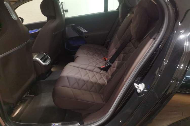 Used BMW i7 2023 eDrive50L Leading M Sport Package Interior 4
