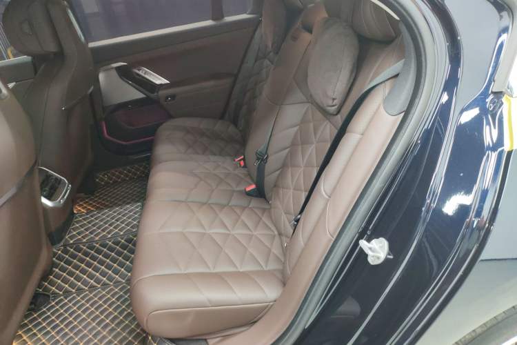Used BMW i7 2023 eDrive50L Leading M Sport Package Interior 4