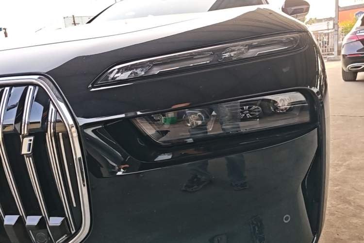 Used BMW i7 2023 eDrive50L Prestige Luxury Package Left Front Headlight