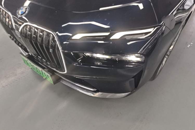 Used BMW i7 2023 eDrive50L Premium Luxury Package Left Front Headlight