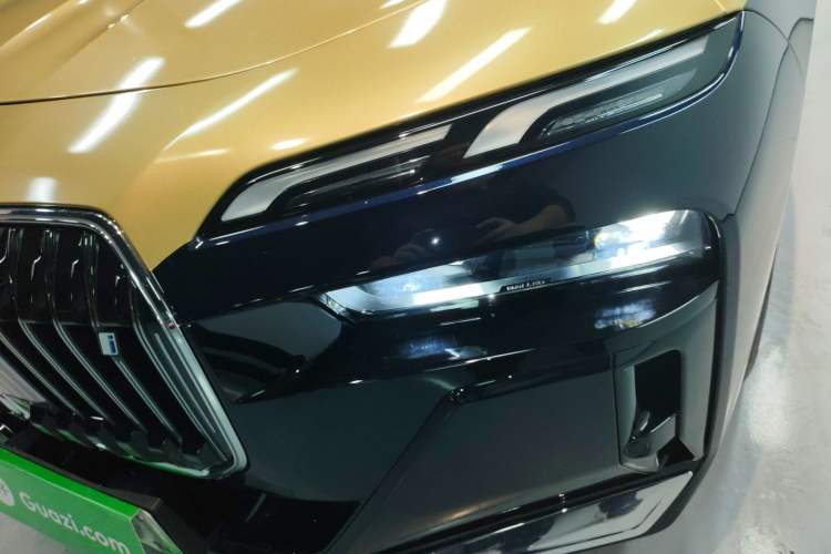 Used BMW i7 2023 eDrive50L Leading M Sport Package Left Front Headlight