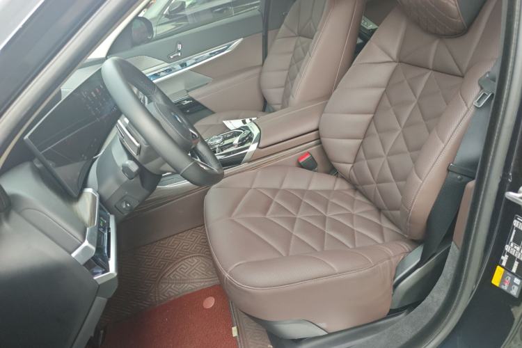 Used BMW i7 2023 eDrive50L Leading M Sport Package Left Front Seat