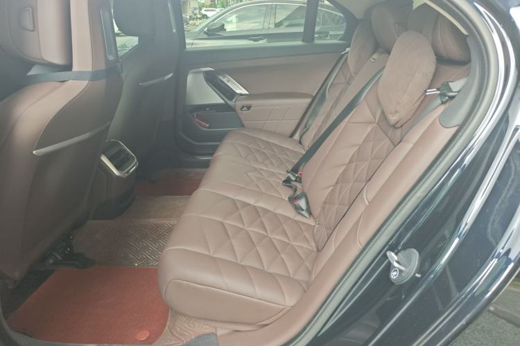 Used BMW i7 2023 eDrive50L Leading M Sport Package Left Rear Seat