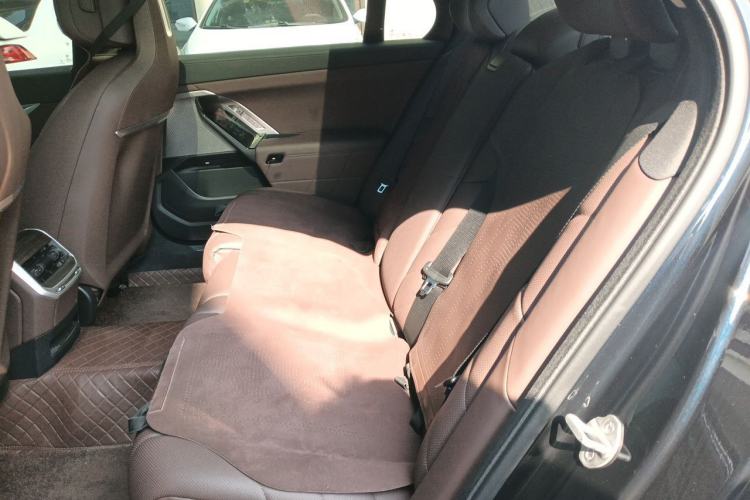 Used BMW i7 2023 eDrive50L Leading M Sport Package Left Rear Seat