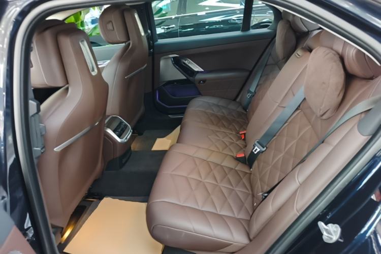 Used BMW i7 2023 eDrive50L Leading M Sport Package Left Rear Seat