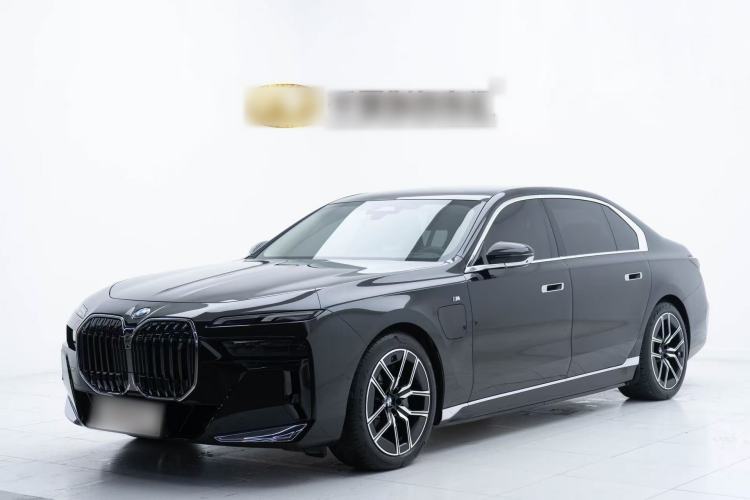 Used BMW i7 2023 eDrive50L Leading M Sport Package Left Side