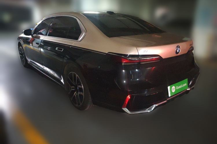 Used BMW i7 2023 eDrive50L Leading M Sport Package Rear Left 45 Deg