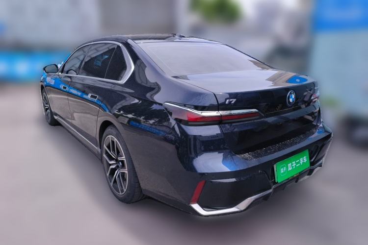 Used BMW i7 2023 eDrive50L Leading M Sport Package Rear Left 45 Deg