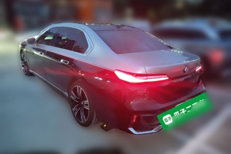 Used BMW i7 2023 eDrive50L Prestige M Sport Package Rear Left 45 Deg