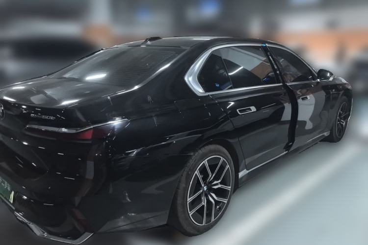 Used BMW i7 2023 eDrive50L Leading M Sport Package Rear Right 45 Deg